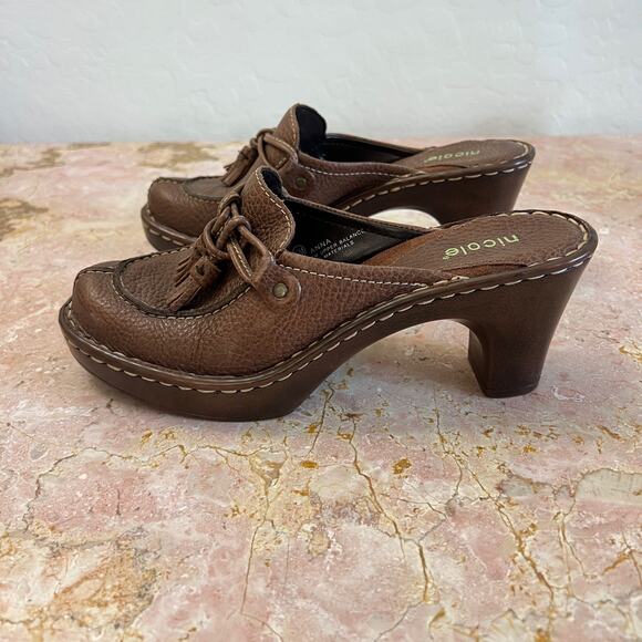 Nicole Brown Leather Loafer Slip On Clog Mules 90s Academia Vintage Tassel 6.5 - Picture 2 of 11